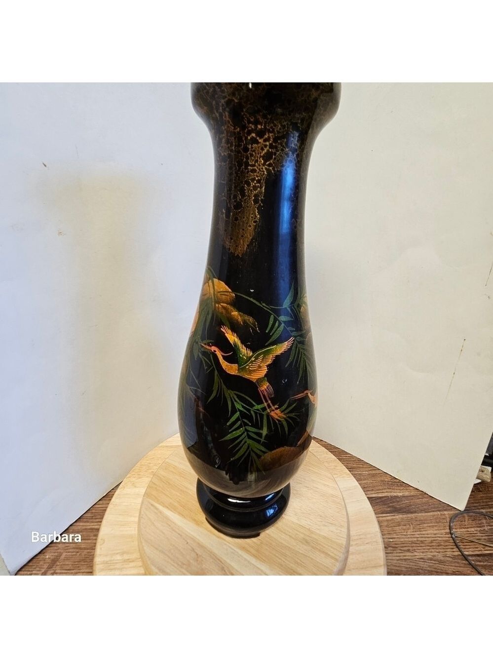 Vintage Japanese-style Hand-painted Lacquered Flying Cranes Vase - Picture 5 of 16
